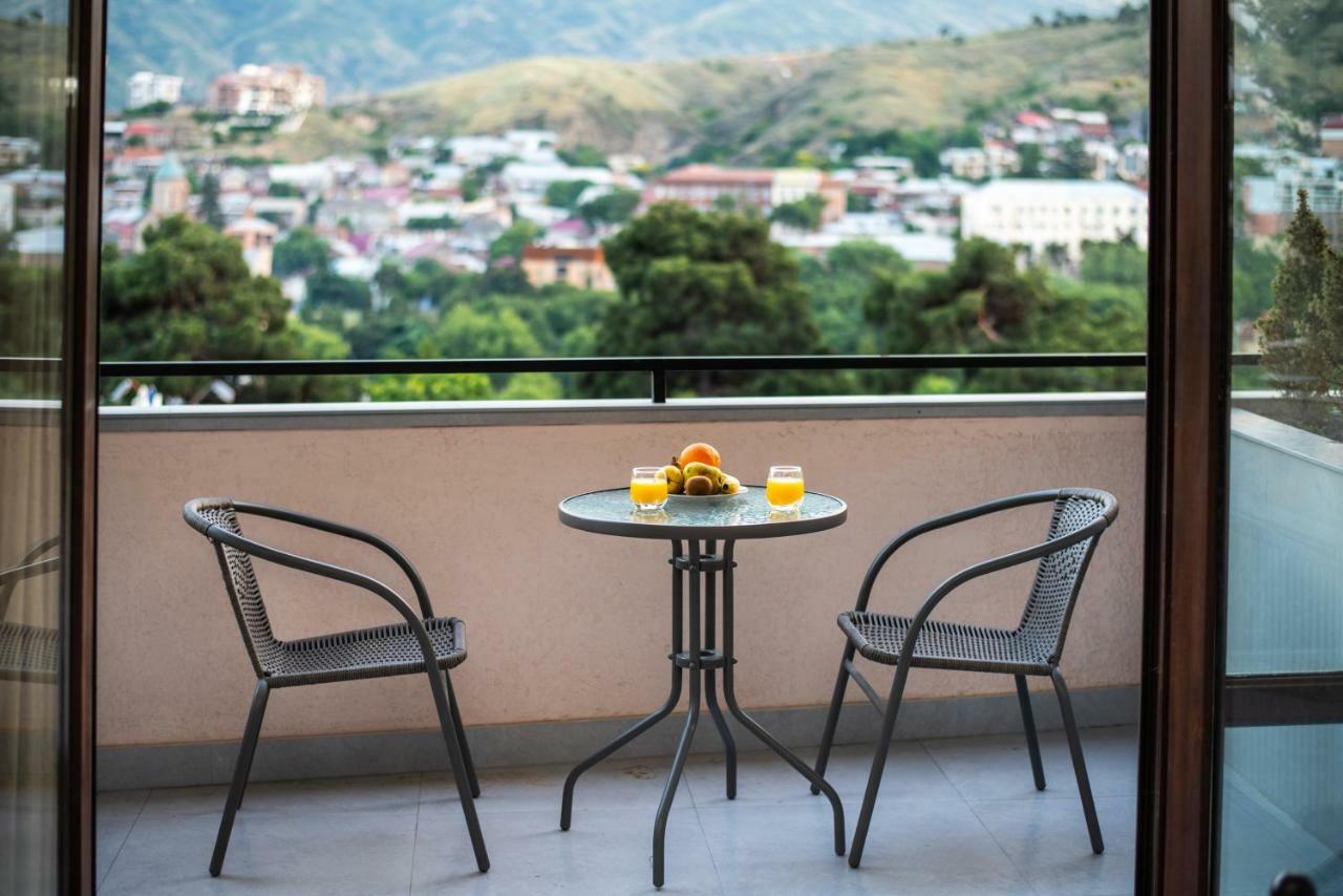 Tonusi Luxe Hotel In The Historic City Center Tbiliszi Kültér fotó